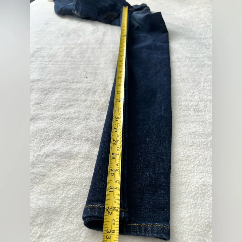 Amazon Essentials Men's Deep Indigo Slim Jeans - 30x34